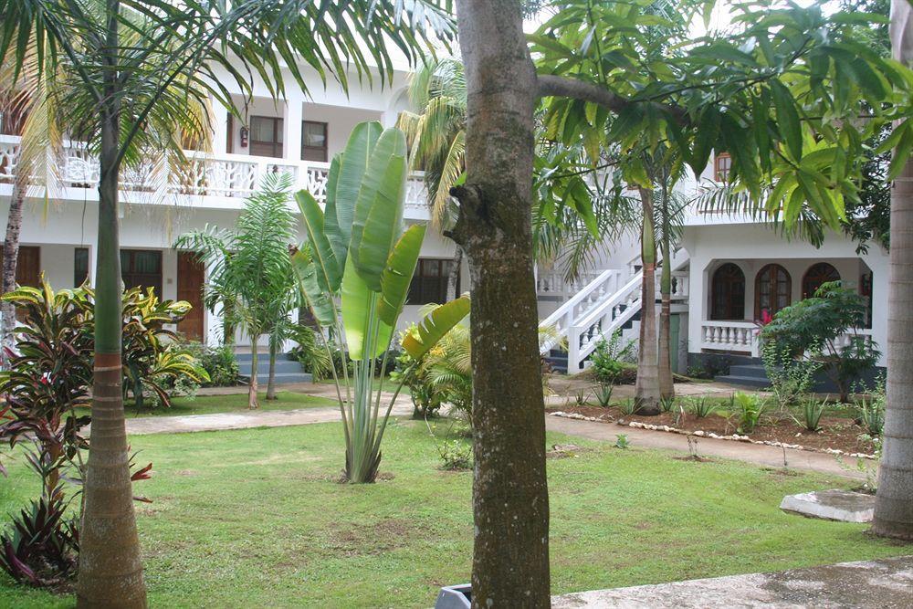 Pure Oasis Resort Negril Exterior foto